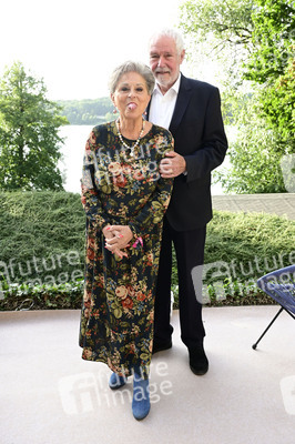 Landpartie Sommerfest mit Julian F.M. Stoeckel in Buckow