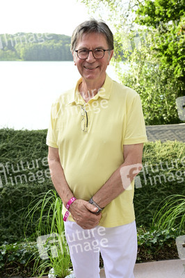 Landpartie Sommerfest mit Julian F.M. Stoeckel in Buckow