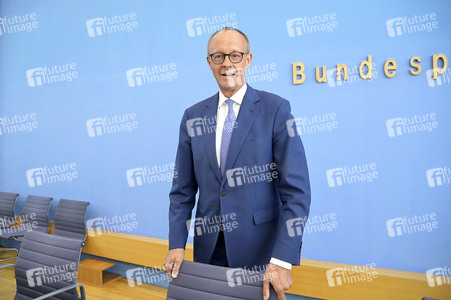 Bundespressekonferenz Konsequenzen aus Solingen in Berlin