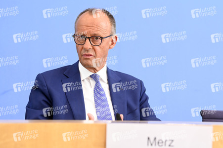 Bundespressekonferenz Konsequenzen aus Solingen in Berlin