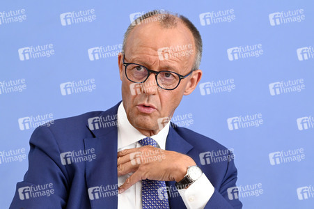 Bundespressekonferenz Konsequenzen aus Solingen in Berlin