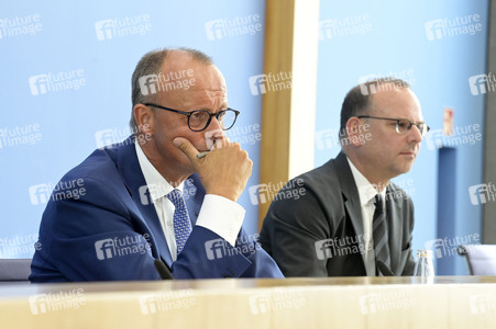 Bundespressekonferenz Konsequenzen aus Solingen in Berlin