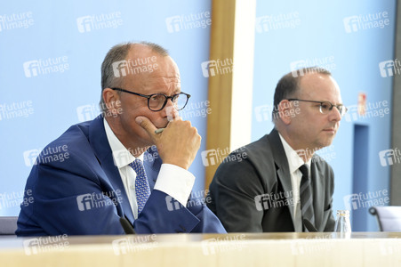 Bundespressekonferenz Konsequenzen aus Solingen in Berlin