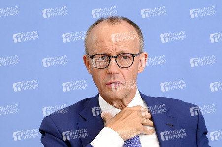 Bundespressekonferenz Konsequenzen aus Solingen in Berlin