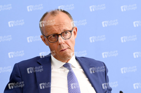 Bundespressekonferenz Konsequenzen aus Solingen in Berlin