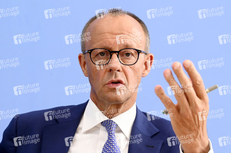 Bundespressekonferenz Konsequenzen aus Solingen in Berlin