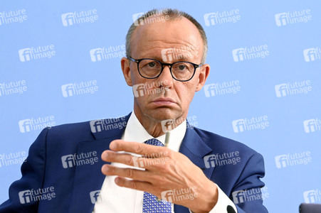 Bundespressekonferenz Konsequenzen aus Solingen in Berlin