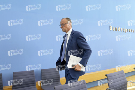 Bundespressekonferenz Konsequenzen aus Solingen in Berlin