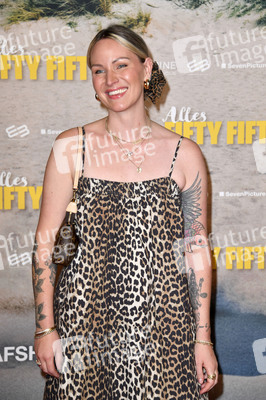 Filmpremiere 'Alles Fifty Fifty' in Berlin