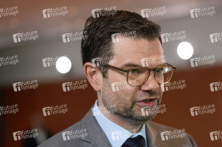 111. Sitzung des Bundeskabinetts in Berlin