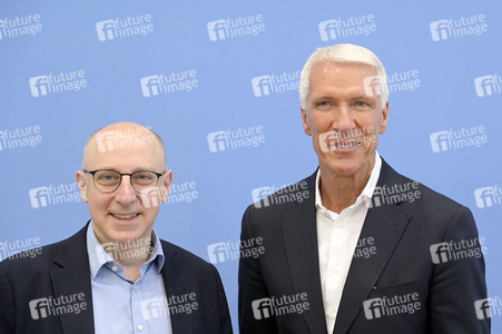 Bundespressekonferenz Wirtschaftsschutzbericht in Berlin