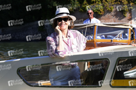 Abfahrt von Sigourney Weaver am Hotel Excelsior, Internationale Filmfestspiele von Venedig 2024