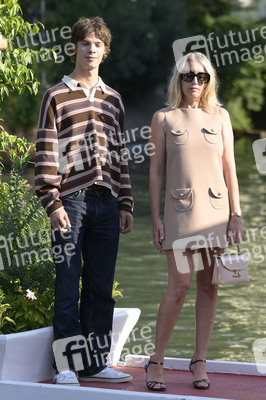 Abfahrt von Paul Kircher und Ludivine Sagnier vom Hotel Excelsior, Internationale Filmfestspiele von Venedig 2024