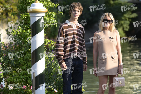 Abfahrt von Paul Kircher und Ludivine Sagnier vom Hotel Excelsior, Internationale Filmfestspiele von Venedig 2024