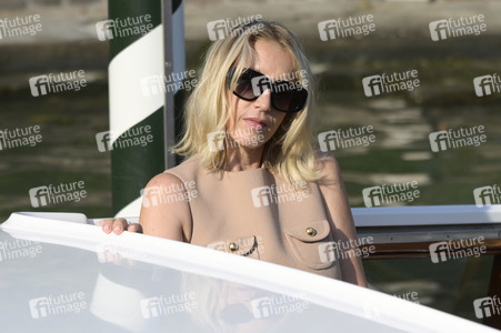 Abfahrt von Paul Kircher und Ludivine Sagnier vom Hotel Excelsior, Internationale Filmfestspiele von Venedig 2024