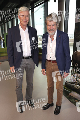 Ausstellungseröffnung 'Botschaft der Wildtiere' in Hamburg