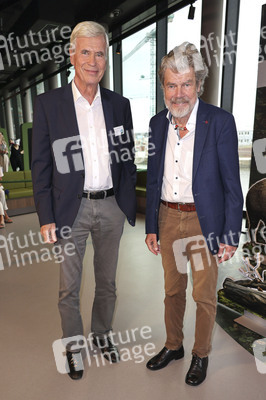 Ausstellungseröffnung 'Botschaft der Wildtiere' in Hamburg