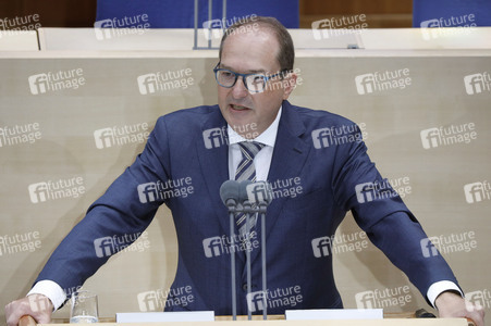 Festveranstaltung '75-Jahre CDU/CSU-Bundestagsfraktion' in Bonn