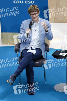 Festveranstaltung '75-Jahre CDU/CSU-Bundestagsfraktion' in Bonn