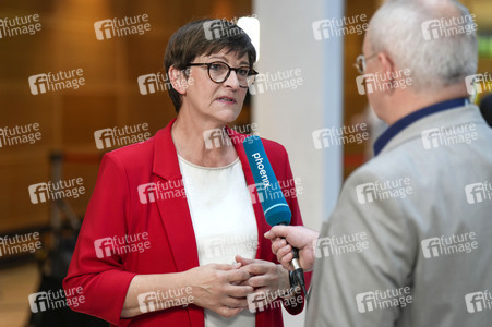 Treffen vom SPD-Parteivorstand anlässlich der Landtagswahlen in Thüringen und Sachsen in Berlin