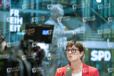 Treffen vom SPD-Parteivorstand anlässlich der Landtagswahlen in Thüringen und Sachsen in Berlin