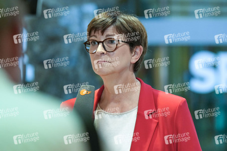 Treffen vom SPD-Parteivorstand anlässlich der Landtagswahlen in Thüringen und Sachsen in Berlin