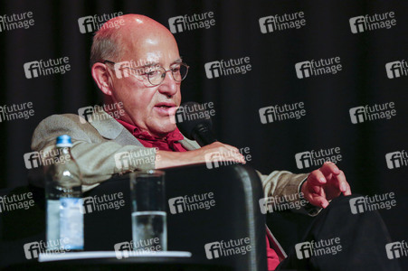 Podiumsgespräch mit Gregor Gysi und Hans-Dieter Schütt in Köln