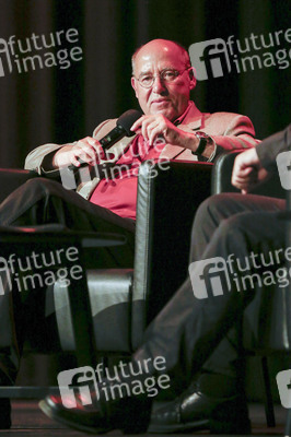 Podiumsgespräch mit Gregor Gysi und Hans-Dieter Schütt in Köln