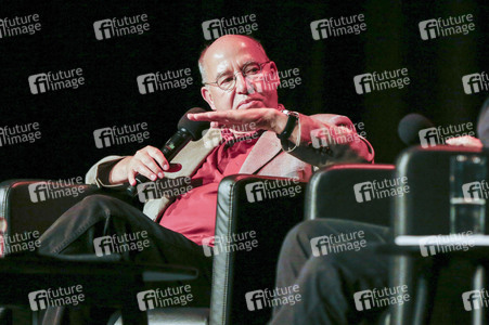 Podiumsgespräch mit Gregor Gysi und Hans-Dieter Schütt in Köln