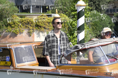 Ankunft von Luca Guadagnino und Drew Starkey am Hotel Excelsior, Internationale Filmfestspiele von Venedig 2024