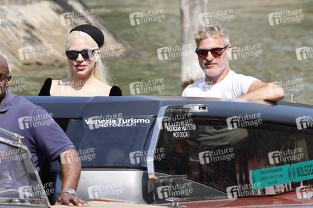 Ankunft von Todd Phillips, Lady Gaga und Joaquin Phoenix am Palazzo del Cinema, Internationale Filmfestspiele von Venedig 2024