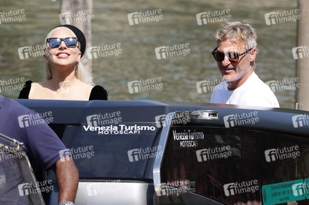 Ankunft von Todd Phillips, Lady Gaga und Joaquin Phoenix am Palazzo del Cinema, Internationale Filmfestspiele von Venedig 2024