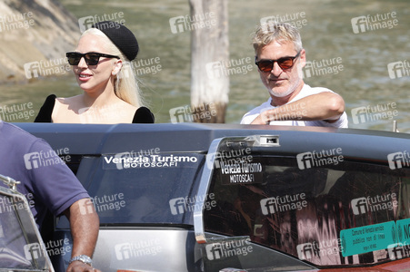 Ankunft von Todd Phillips, Lady Gaga und Joaquin Phoenix am Palazzo del Cinema, Internationale Filmfestspiele von Venedig 2024