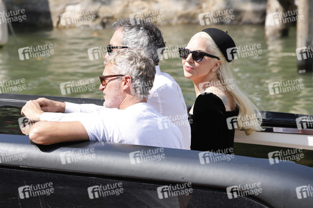 Ankunft von Todd Phillips, Lady Gaga und Joaquin Phoenix am Palazzo del Cinema, Internationale Filmfestspiele von Venedig 2024