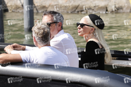 Ankunft von Todd Phillips, Lady Gaga und Joaquin Phoenix am Palazzo del Cinema, Internationale Filmfestspiele von Venedig 2024