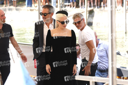 Ankunft von Todd Phillips, Lady Gaga und Joaquin Phoenix am Palazzo del Cinema, Internationale Filmfestspiele von Venedig 2024