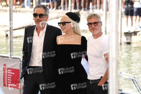 Ankunft von Todd Phillips, Lady Gaga und Joaquin Phoenix am Palazzo del Cinema, Internationale Filmfestspiele von Venedig 2024