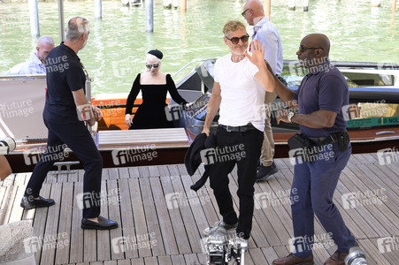 Ankunft von Todd Phillips, Lady Gaga und Joaquin Phoenix am Palazzo del Cinema, Internationale Filmfestspiele von Venedig 2024