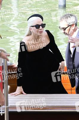 Ankunft von Todd Phillips, Lady Gaga und Joaquin Phoenix am Palazzo del Cinema, Internationale Filmfestspiele von Venedig 2024