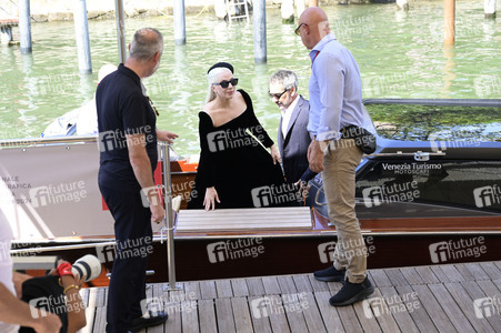 Ankunft von Todd Phillips, Lady Gaga und Joaquin Phoenix am Palazzo del Cinema, Internationale Filmfestspiele von Venedig 2024