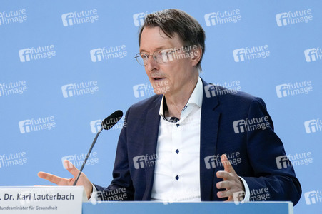 Pressekonferenz Pflegeassistenz in Berlin