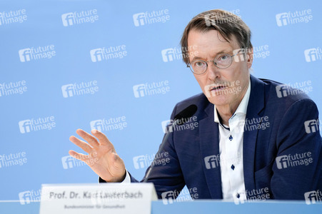 Pressekonferenz Pflegeassistenz in Berlin