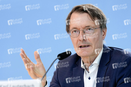 Pressekonferenz Pflegeassistenz in Berlin