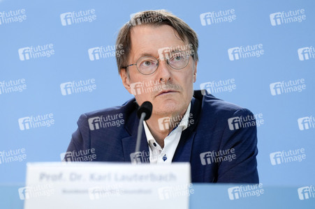 Pressekonferenz Pflegeassistenz in Berlin