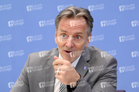 Bundespressekonferenz Bundeslagebild zur Organisierten Kriminalität 2023 in Berlin