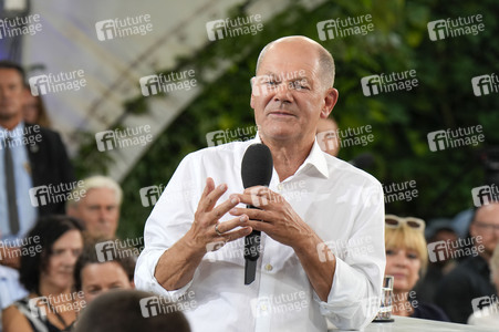 Kanzlergespräch mit Bürgern in Berlin
