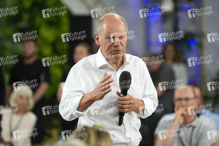 Kanzlergespräch mit Bürgern in Berlin