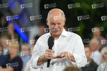 Kanzlergespräch mit Bürgern in Berlin