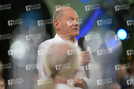 Kanzlergespräch mit Bürgern in Berlin