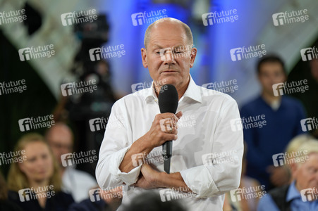 Kanzlergespräch mit Bürgern in Berlin